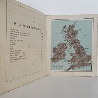 Collins' New Zealand Clear School Atlas