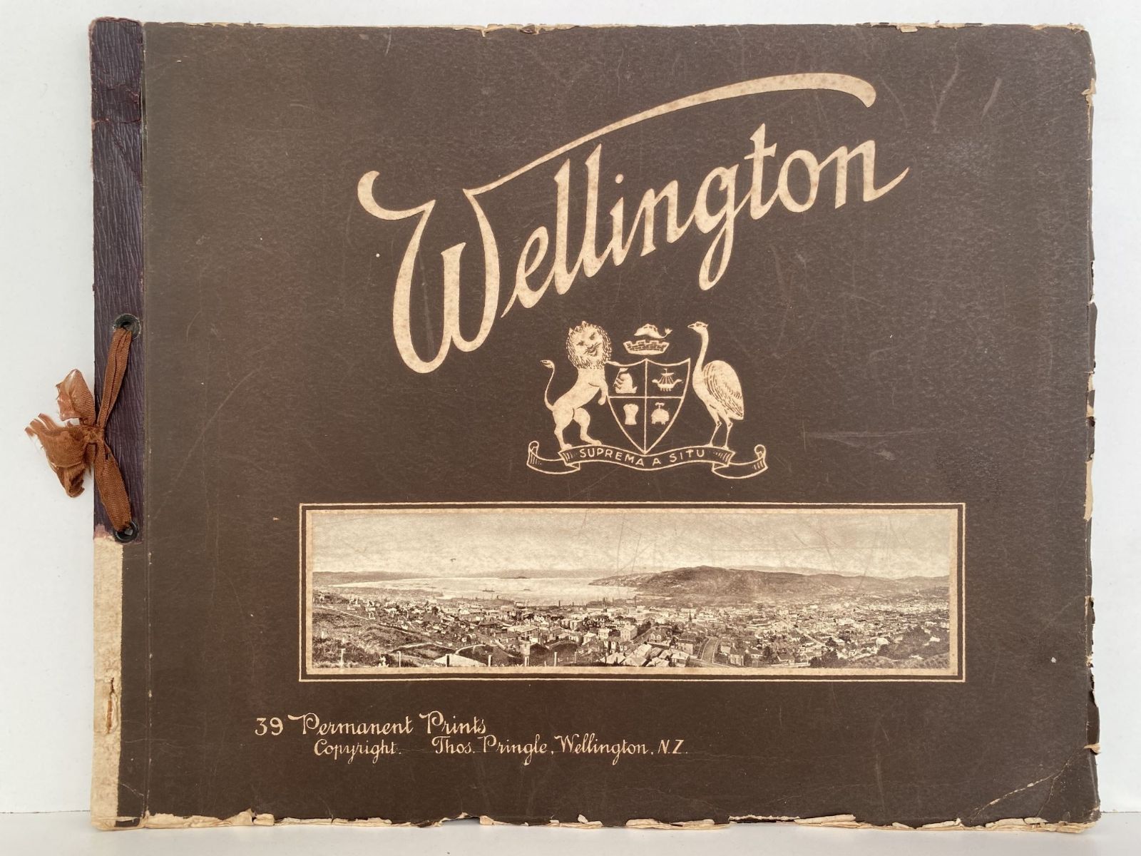 WELLINGTON: 39 Paramount Prints