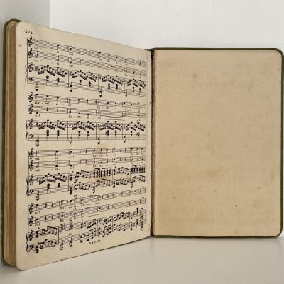 THE SIGNER’S COMPANION: 100 Songs Popular, Classical, Humorous