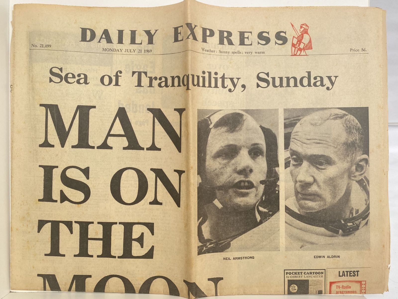 OLD NEWSPAPER: Daily Express, 21 July 1969 - Moon Landing Special