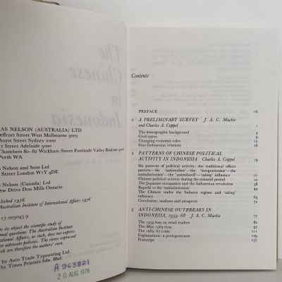 THE CHINESE IN INDONESIA: Five Essays
