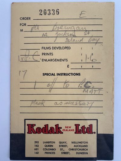 OLD PHOTO / NEGATIVE WALLET: Kodak Prints 1940s