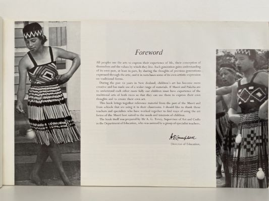 THE ARTS OF THE MAORI