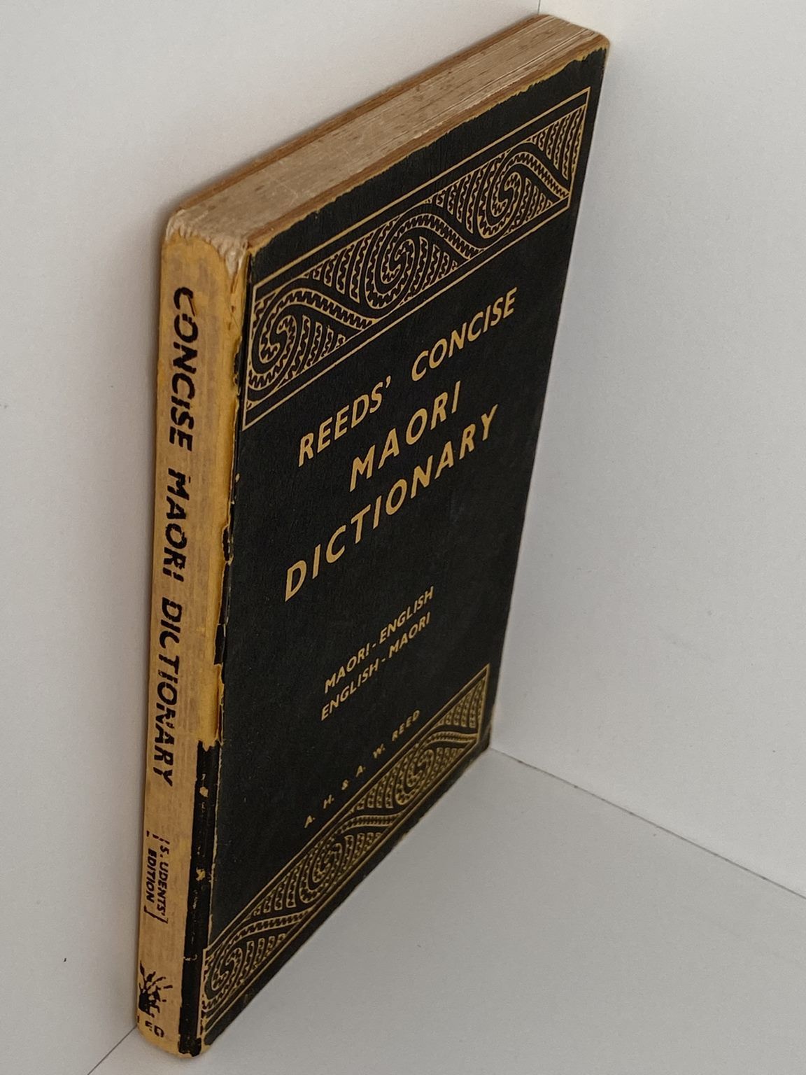 REEDS' CONCISE MAORI DICTIONARY with Proverbial Sayings