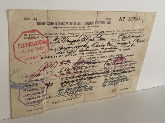 OLD DOCUMENT: NZ Government Oil Fuel License + coupon 1940