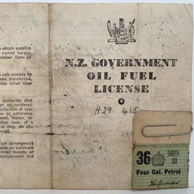 OLD DOCUMENT: NZ Government Oil Fuel License + coupon 1940 
