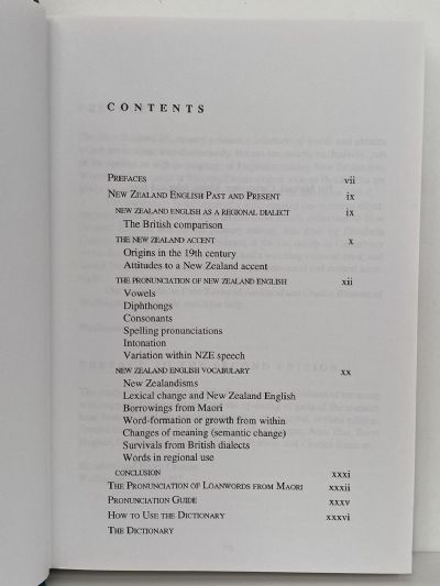 THE NEW ZEALAND DICTIONARY - Second Edition - Words and Phrases