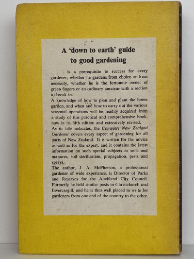 THE COMPLETE NEW ZEALAND GARDENER
