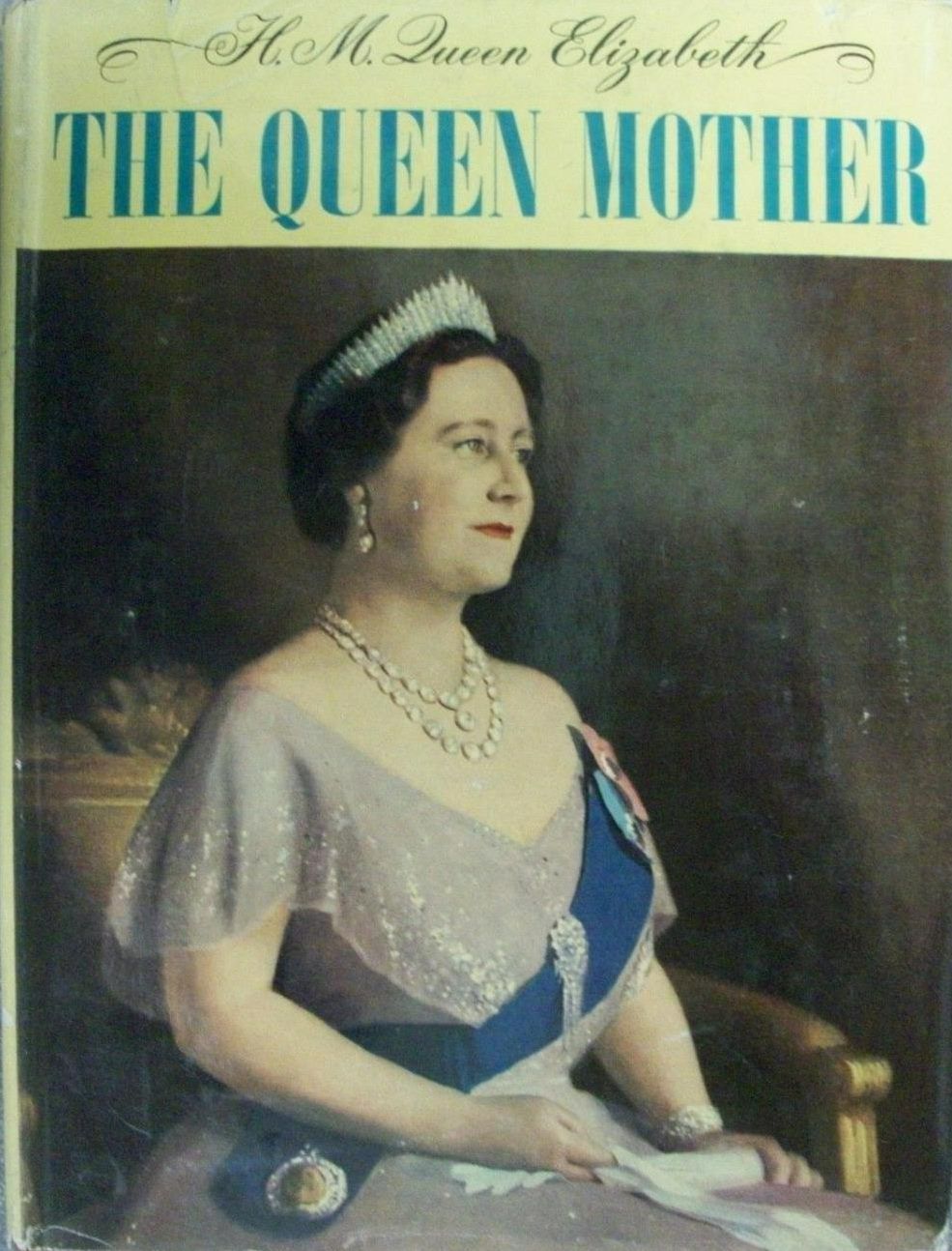 QUEEN ELIZABETH The Queen Mother - an illustrated story