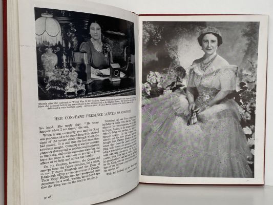QUEEN ELIZABETH The Queen Mother - an illustrated story