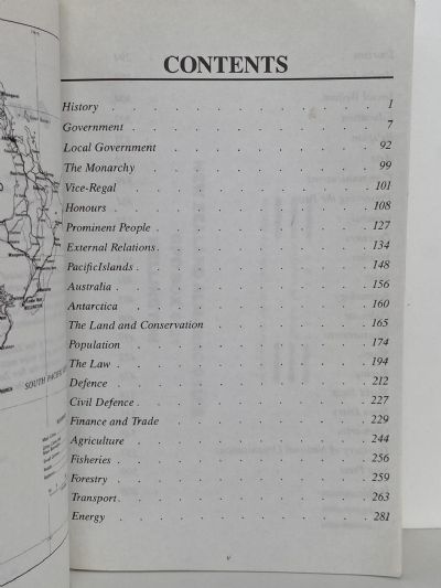ALMANAC 1989: The Pocket Sized New Zealand Encyclopedia