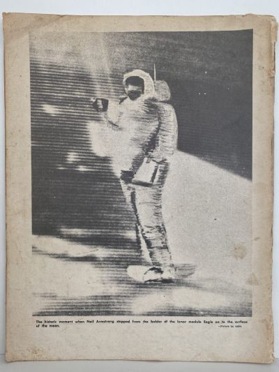 FOOTPRINTS ON THE MOON: 1969 Moon Landing souvenir