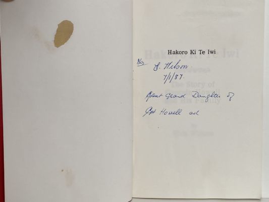 HAKORO KI TE IWI: The Story of Captain Howell and his Family