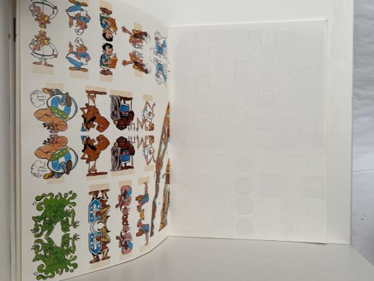 ASTERIX and the Twelve Tasks - the push-out book of the film