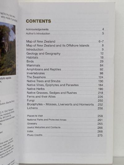 BATEMAN FIELD GUIDE to Wild New Zealand