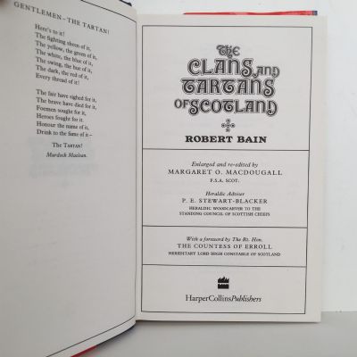 THE CLANS AND TARTANS OF SCOTLAND
