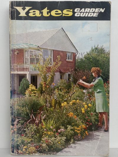 YATES GARDEN GUIDE: 58th Edition