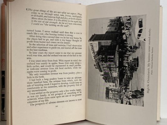 NEW ZEALAND BOOKSELLER'S REMINISCENCES