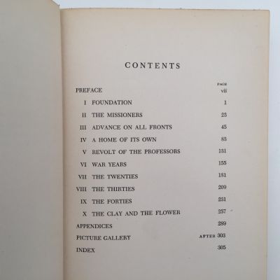 Victoria University College : An essay towards a history