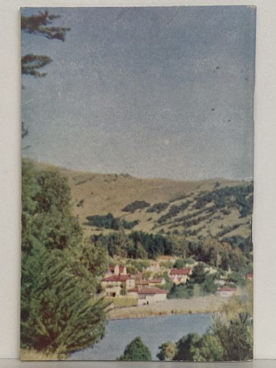 VINTAGE GUIDE: Akaroa, New Zealand