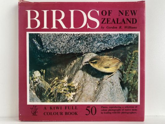 BIRDS OF NEW ZEALAND
