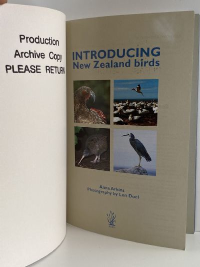 INTRODUCING NEW ZEALAND BIRDS