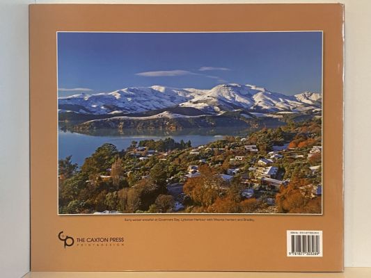 LYTTELTON, AKAROA AND BANKS PENINSULA : Picturesque & Historic