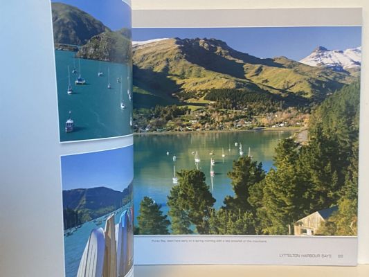 LYTTELTON, AKAROA AND BANKS PENINSULA : Picturesque & Historic