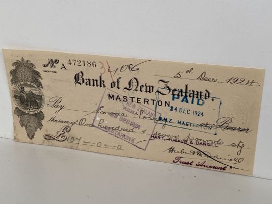 OLD BANKING MEMORABILIA: Bank cheque issued by BNZ Bank, Masterton 1924