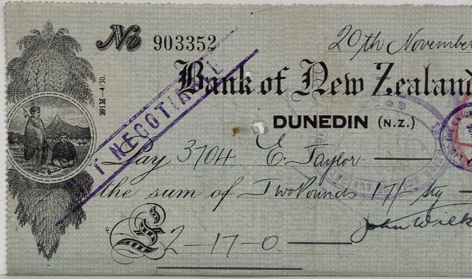 OLD BANKING MEMORABILIA: Bank cheque issued by BNZ Bank, Dunedin 1930 