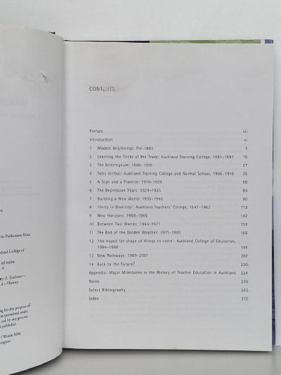 MAKING A DIFFERENCE: A History of The Auckland College of Education 1881-2004