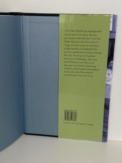 MAKING A DIFFERENCE: A History of The Auckland College of Education 1881-2004