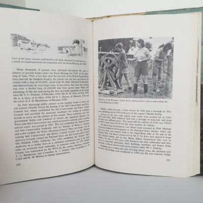 BETWEEN THE RIVER AND THE HILLS: Waikato County Council, 1876-1976