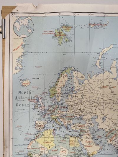 VINTAGE MAP: UBD Wall Map of The World