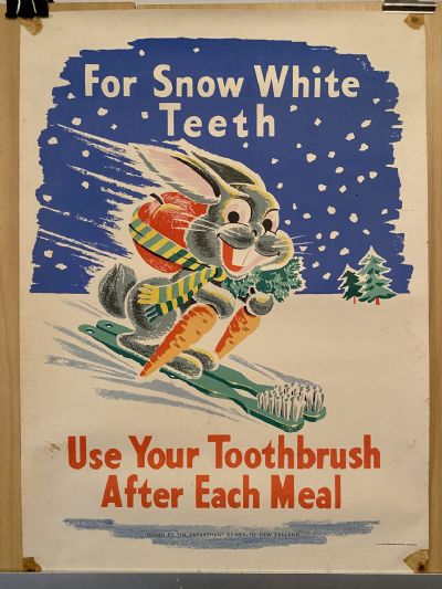 VINTAGE POSTER: New Zealand Department of Health / Use Your Toothbrush