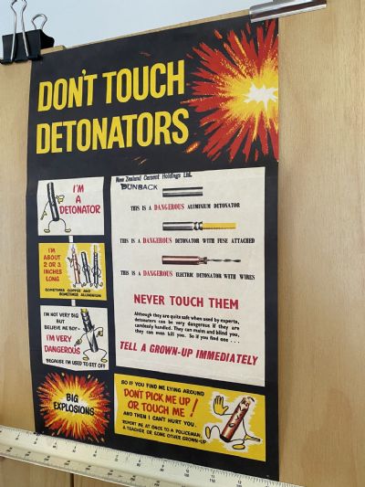 VINTAGE POSTER: Don't Touch Detonators