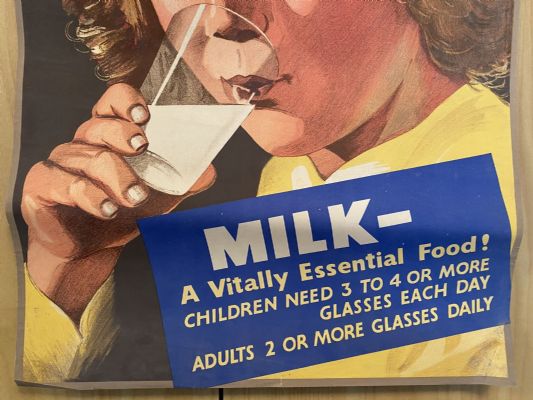 VINTAGE POSTER: New Zealand Department of Health / Milk - A Vitally Essential Food