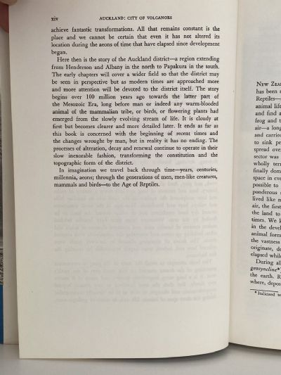 CITY OF VOLCANOES: A Geology of Auckland