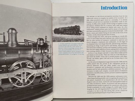 MODEL RAILWAY ENGINES