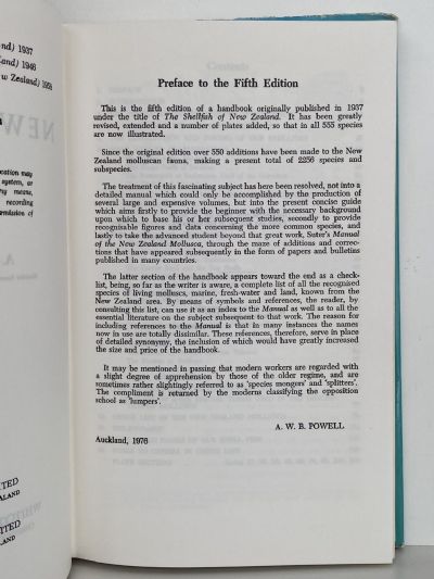 SHELLS OF NEW ZEALAND: An Illustrated Handbook