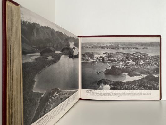 WHITES PICTORIAL REFERENCE OF NEW ZEALAND