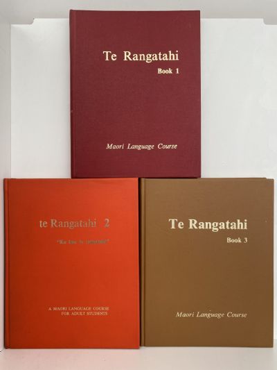 TE RANGATAHI: A Maori Language Course - Books 1,2,3