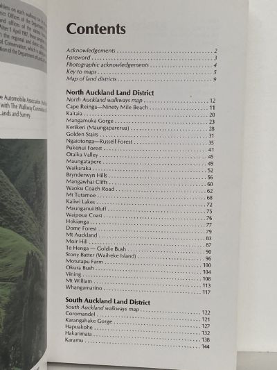 GUIDE TO WALKWAYS: North Island New Zealand