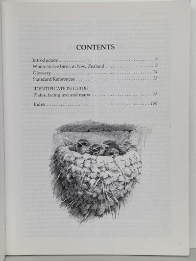 BIRDS OF NEW ZEALAND: The Hand Guide