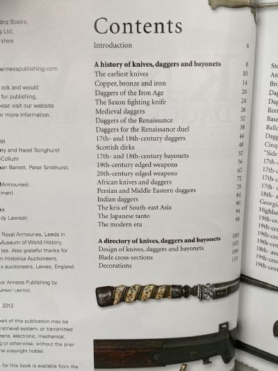 KNIVES, DAGGERS & BAYONETS: The Illustrated Encyclopedia of