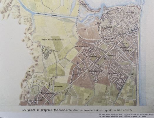 VINTAGE MAP: Napier pre and post earthquake 1865 and 1965