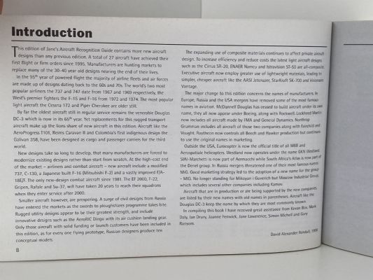 AIRCRAFT RECOGNITION GUIDE: Jane's - fully updated second edition
