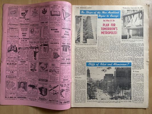 OLD NEWSPAPER: The Weekly News, No. 5104, 20 September 1961