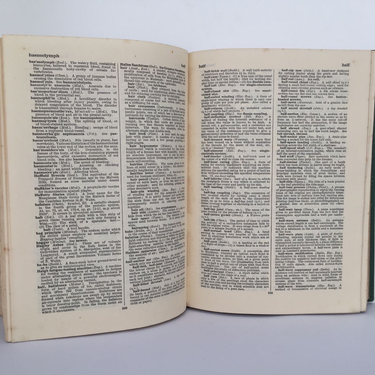chambers dictionary 2003 chambers dictionary 2003
