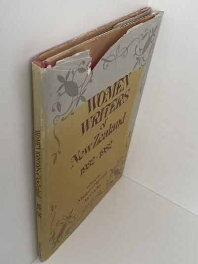 WOMEN WRITERS OF NEW ZEALAND 1932-1982